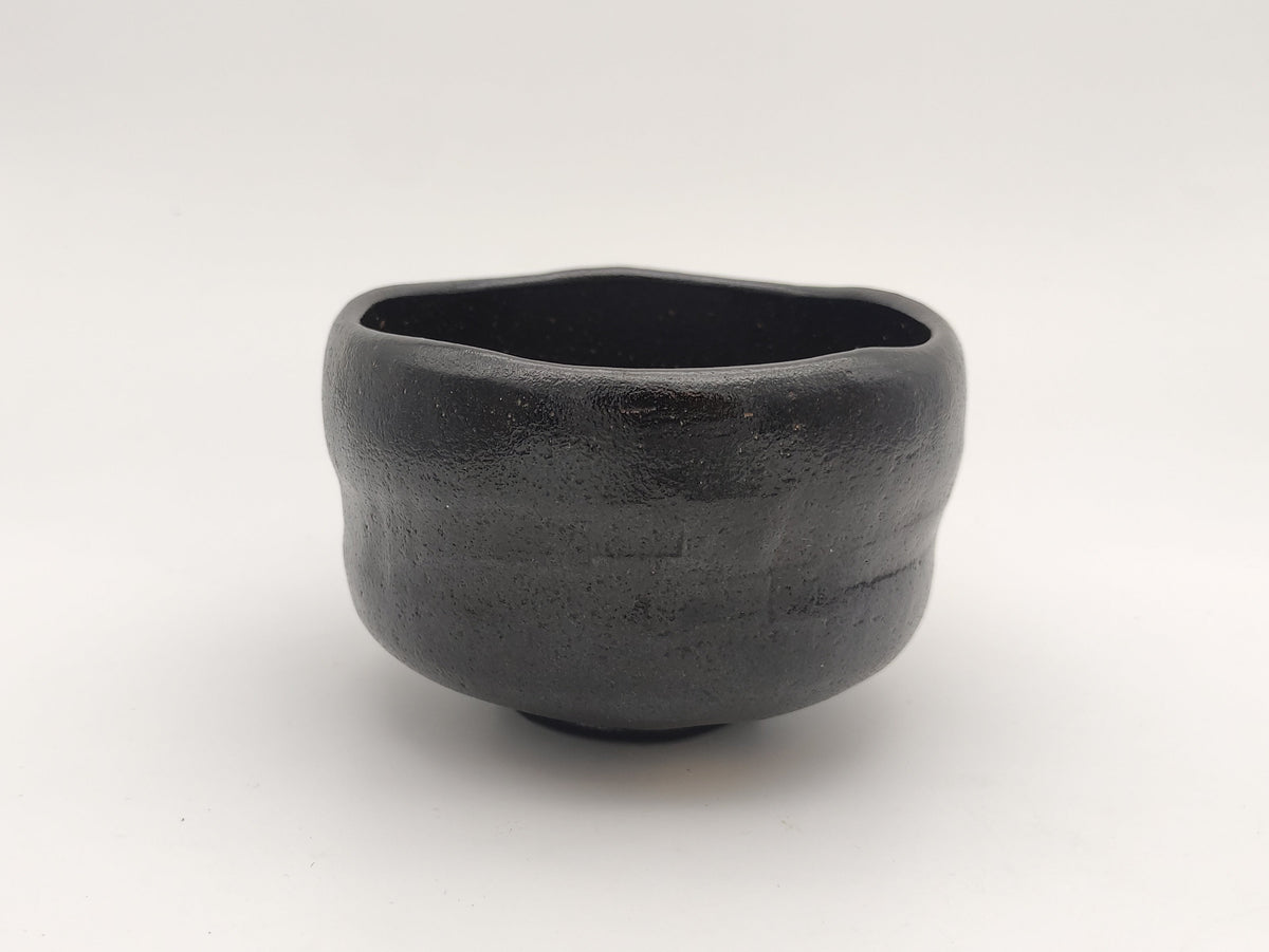 Vintage Raku Chawan "Weißes Siegel"
